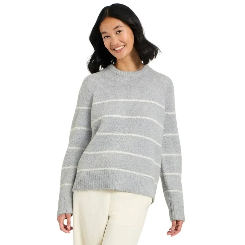 A‎ New Day Women's Gray Striped Fuzzy Knit Long Sleeve Pullover Sweater Size XL